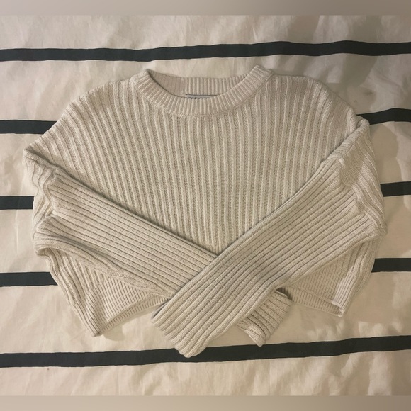 urban outfitters cropped sweater - Picture 1 of 2